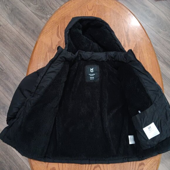Kids Puffer Jacket / black / new / size XS 4/5 Unisex - Picture 2 of 3